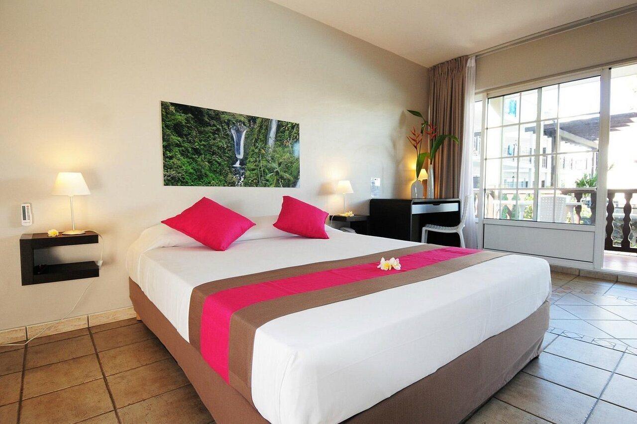 Hotel Les Creoles Saint-Gilles-les-Bains Buitenkant foto