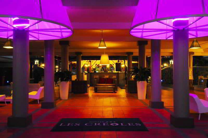 Hotel Les Creoles Saint-Gilles-les-Bains Buitenkant foto