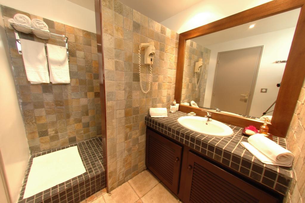 Hotel Les Creoles Saint-Gilles-les-Bains Kamer foto