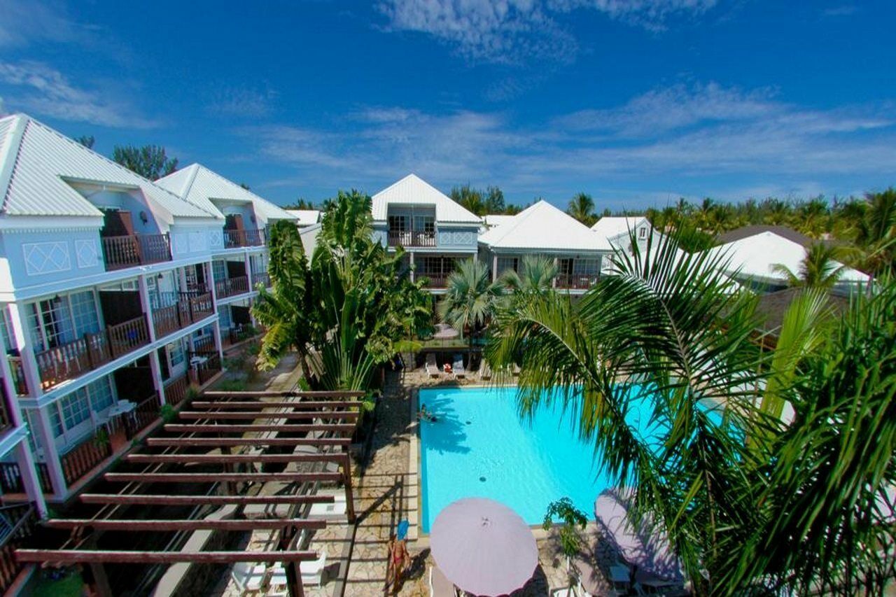 Hotel Les Creoles Saint-Gilles-les-Bains Buitenkant foto